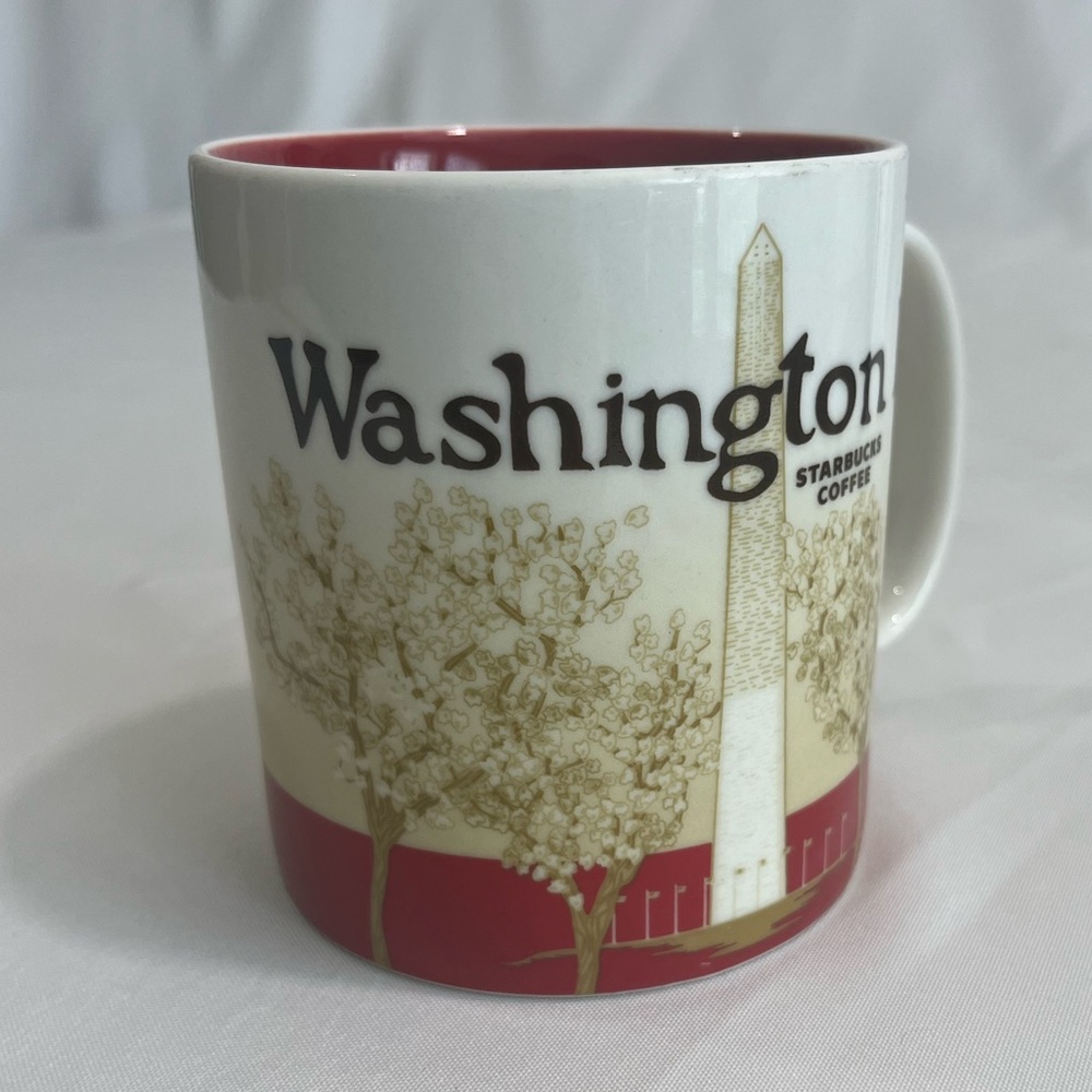 Starbucks Mug 16oz Washington, DC 2011 - Red/White/Tan Ceramic Coffee/Soup